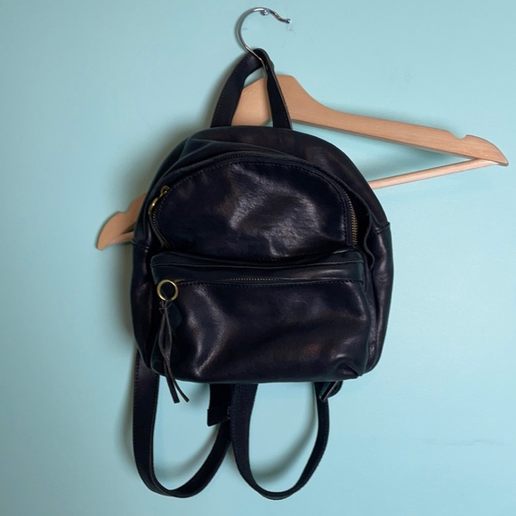 Madewell The Lorimer Mini Backpack - Picture 2 of 5